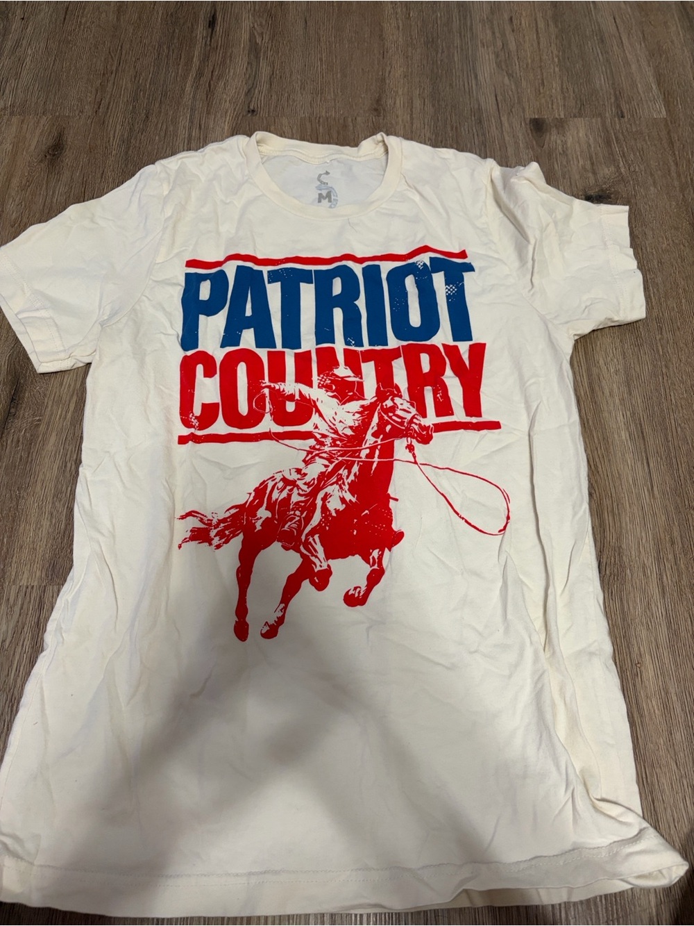 Source Unknown White Tee with Red & Blue Patriot Country Graphic